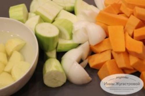 Есть ли рецепты из тыквы и кабачков для веганов и веганов. Веганский нежный суп-пюре из тыквы с кабачками и картофелем