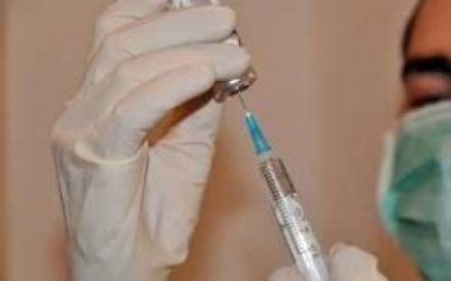 Как правильно выбрать лекарство при простуде и гриппе. Отличие ОРВИ от гриппа и как лечить 03