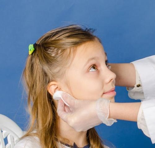 Загноилось ухо после прокола. Гноится ушко после прокола 04