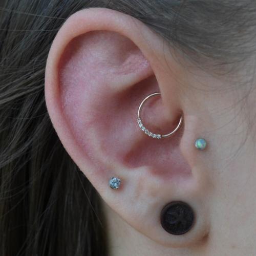 Пирсинг мода 2022. Почему пирсинг снова в моде: все преимущества и недостатки, стильные варианты нового пирсинга