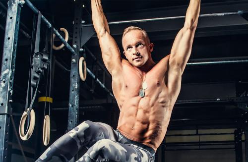 Упражнения на турнике для пресса. Как накачать пресс на турнике? Программа упражнений