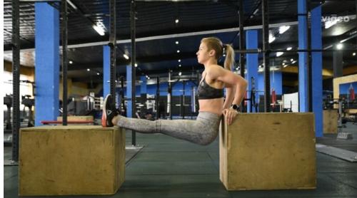 Как правильно отжиматься на брусьях. Как правильно делать отжимания на брусьях. Как научиться делать отжимания на брусьях