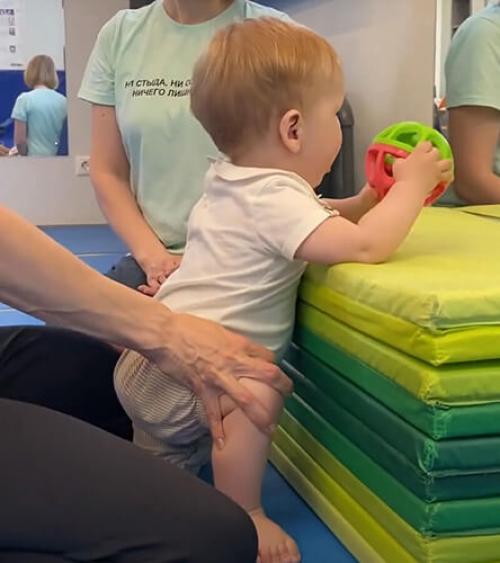 С какого возраста ребенок может заниматься на турнике. Методика быстрого обучения ребенка подтягиванию на турнике 02