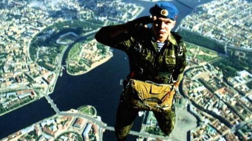 Отжимания на брусьях нормативы. Обязательные нормативы физподготовки в армии и спецслужбах России (6 фото)