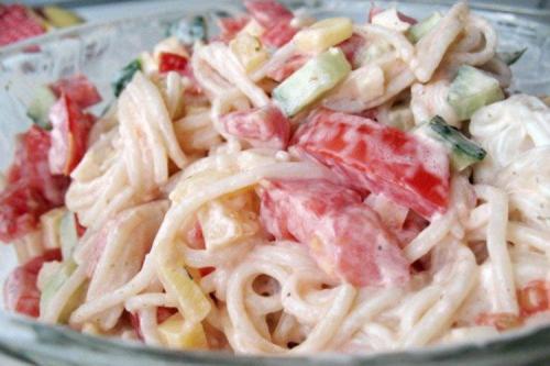 Брынза с чем едят. 15 салатов с брынзой, которые исчезают со стола за считаные минуты