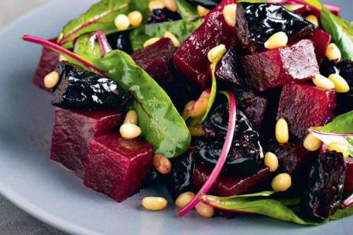 Брынза с чем едят. 15 салатов с брынзой, которые исчезают со стола за считаные минуты