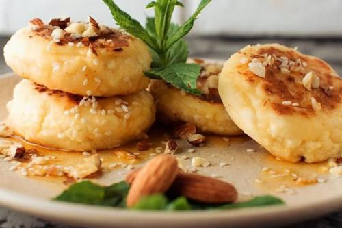 Какие преимущества использования миндальной муки в ПП-десертах. 20 оригинальных рецептов из миндальной муки