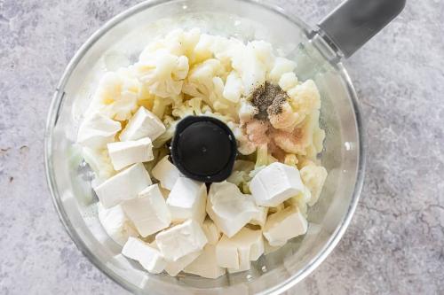 Пюре из цветной капусты кето. Сливочное кето пюре из цветной капусты