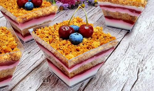 Диетический салат с капустой и яйцом. Салат с куриной грудкой и пекинской капустой