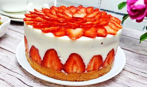 Диетический салат с капустой и яйцом. Салат с куриной грудкой и пекинской капустой