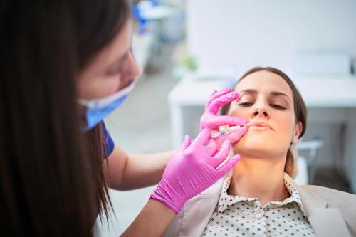 Как убрать морщины марионетки. Состарят за секунду: как избавиться от «морщин марионеток», которые прибавляют вам 10 лет к вашему возрасту 03 Как убрать морщины марионетки. Состарят за секунду: как избавиться от «морщин марионеток», которые прибавляют вам 10 лет к вашему возрасту 03