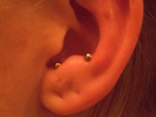 Как красиво проколоть уши в нескольких местах. Виды прокалывания ушей