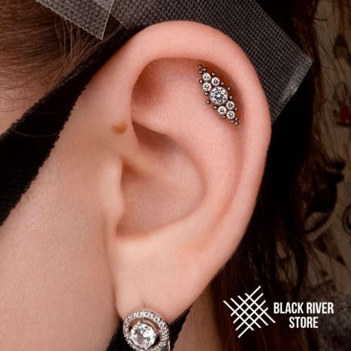 Сколько заживает прокол уха хрящ. Пирсинг уха