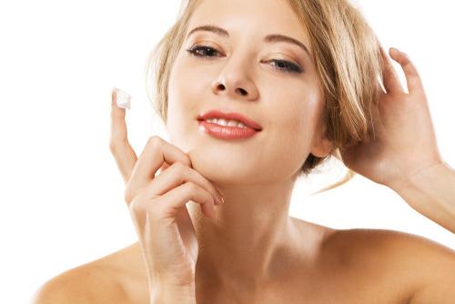 Польза витамина А для кожи. Ретинол для кожного покрова лица: полезные свойства 02