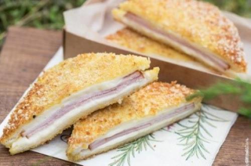 Какие упражнения можно делать на рабочем месте, чтобы поддерживать свое тело в форме