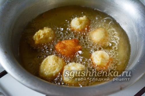 Что можно сделать из просроченного творога. Можно ли есть просроченный творог и что с ним можно сделать