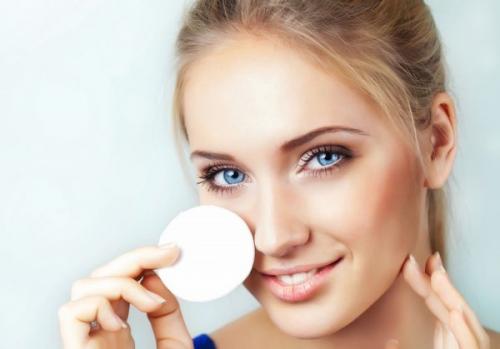 Лучший крем вокруг глаз после 30 рейтинг. Почему так важно ухаживать за кожей вокруг глаз после 30 лет