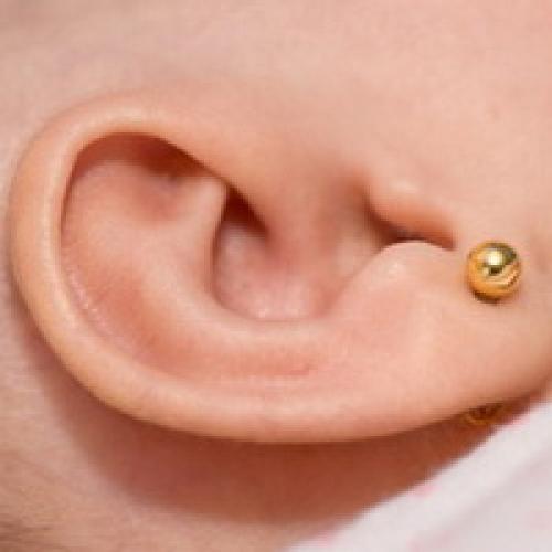 Что будет если помыть голову после прокола ушей.