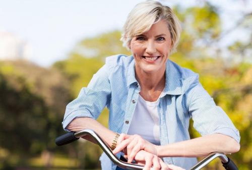 Лучшая антивозрастная косметика посл. Крем для лица после 50 лет: рейтинг лучших средств