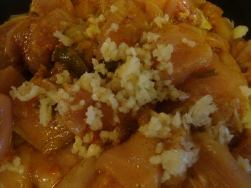 “диетическая курица с цветной капустой”. Цветная капуста с куриной грудкой – вкусная и сытная, но диетическая. Курица с цветной капустой в духовке – замечательно! Рецепты полезных и вкусных блюд из курицы с цветной капустой в духовке