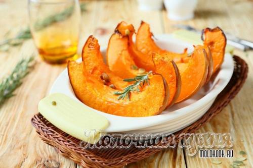 Тыква в духовке с сахаром и сливочным маслом. 