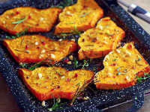 Тыква, запеченная в духовке с медом — 5 рецептов кусочками и целиком