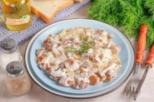 Как приготовить опята в сметанном соусе. Опята в сметане