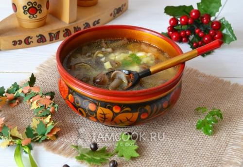 Суп из зимних опят: простой рецепт для теплого вечера 03 Суп из зимних опят: простой рецепт для теплого вечера 03